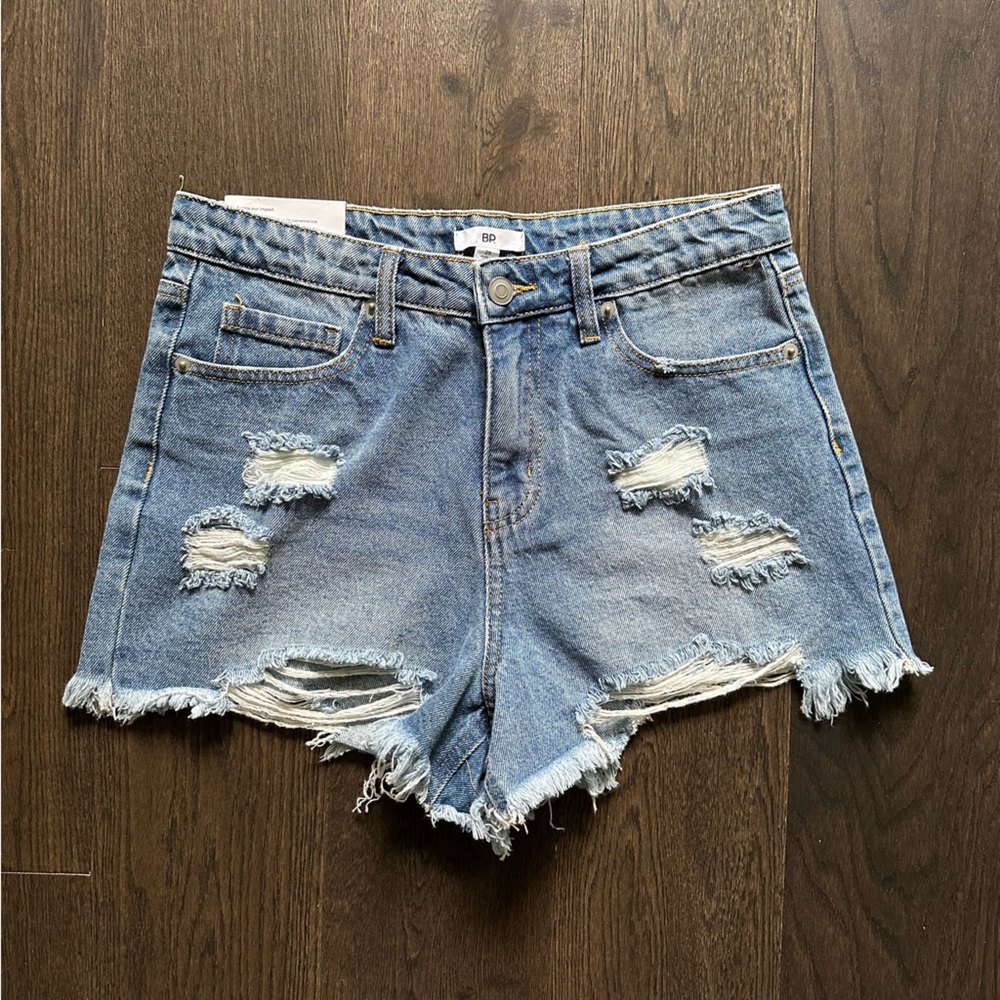 NWT Women’s US 29 BP Denim Vintage Light Wash Distressed Shorts